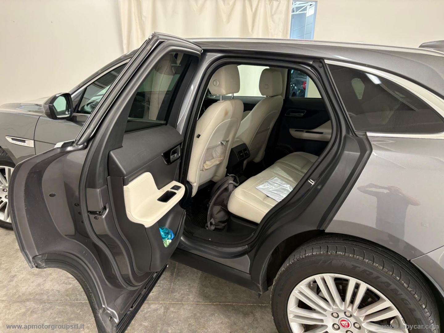 F-Pace 2.0 D 180 CV AWD aut. Prestige - immagine 20