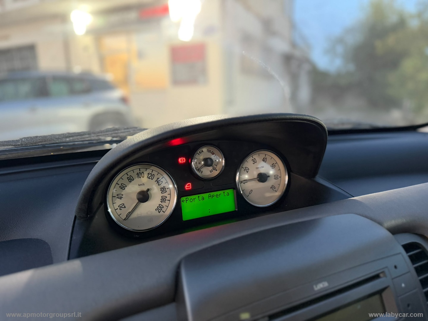 Ypsilon 1.2 Argento - immagine 20