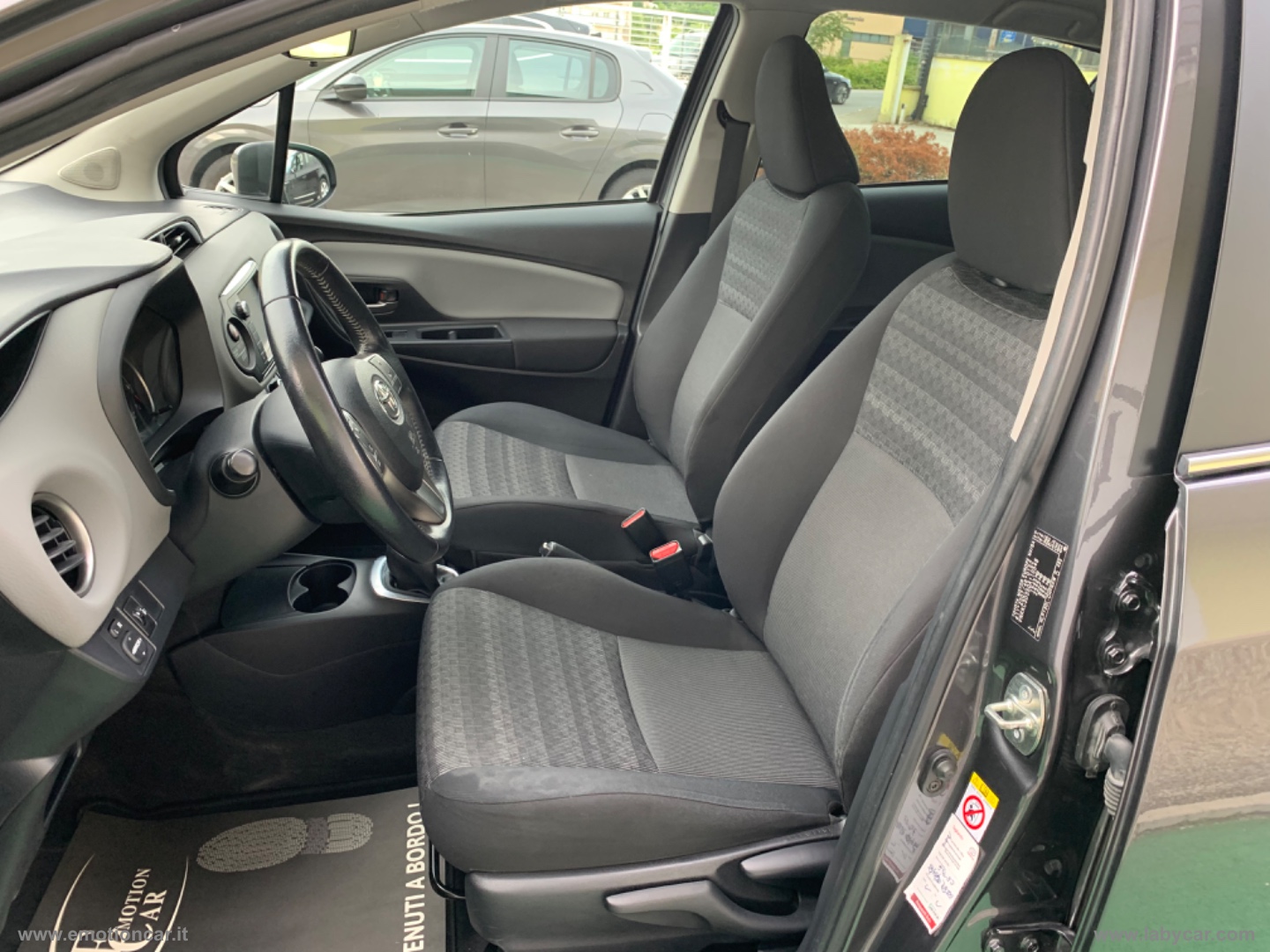 Yaris 1.4 D-4D 5p. Lounge -2016 - immagine 20
