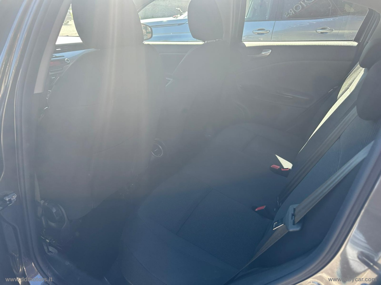 Giulietta 1.6 JTDm-2 105 CV Business - immagine 20