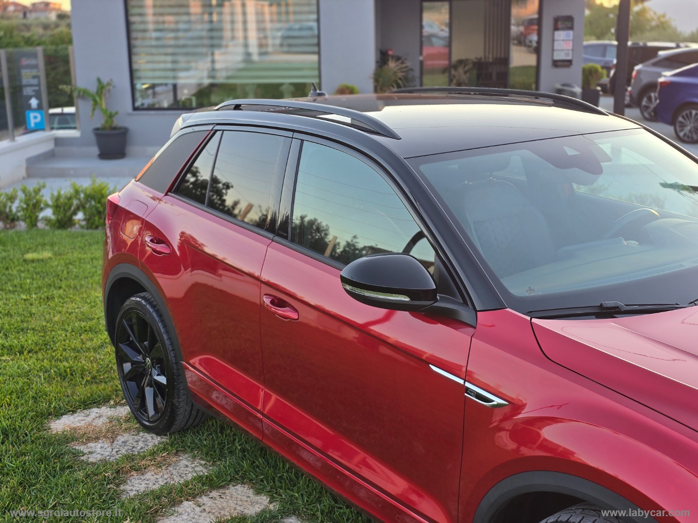 T-Roc 2.0 TDI SCR R-Line - immagine 20