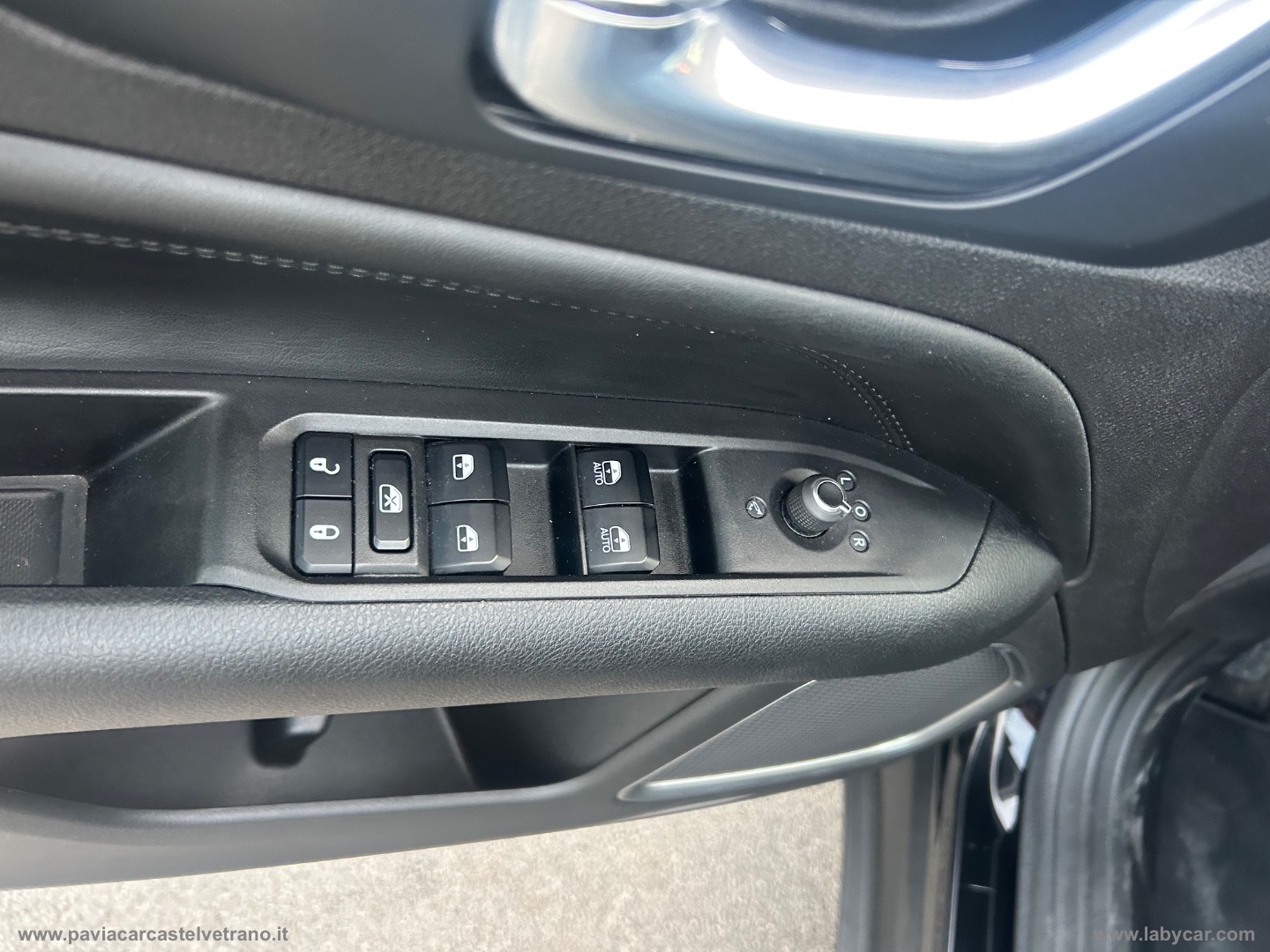 Compass 1.6 Mjt II 2WD Limited - immagine 20