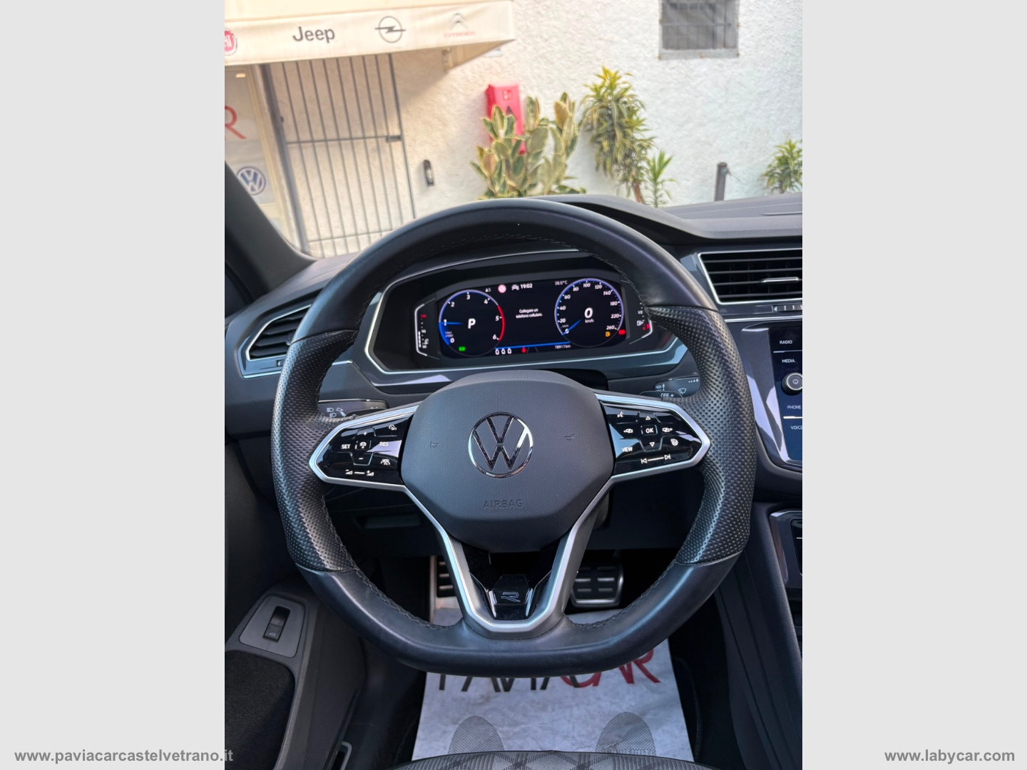 Tiguan 2.0 TDI 150CV SCR DSG R-Line - immagine 20