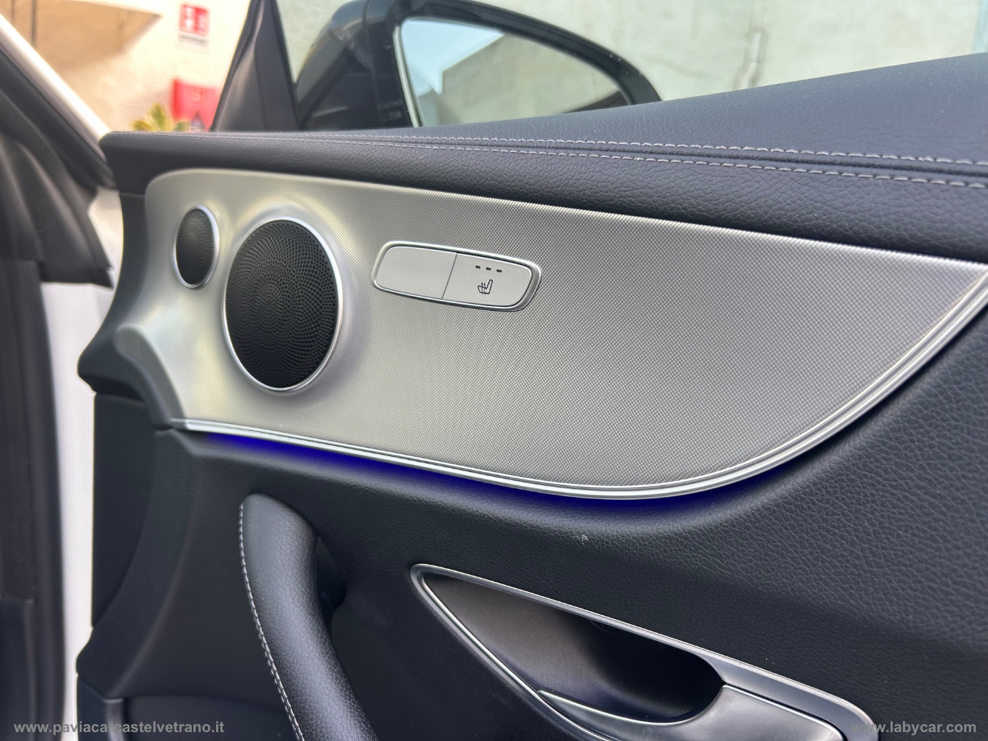 E 220 d AMG PREMIUM NIGHT EDITION - immagine 20