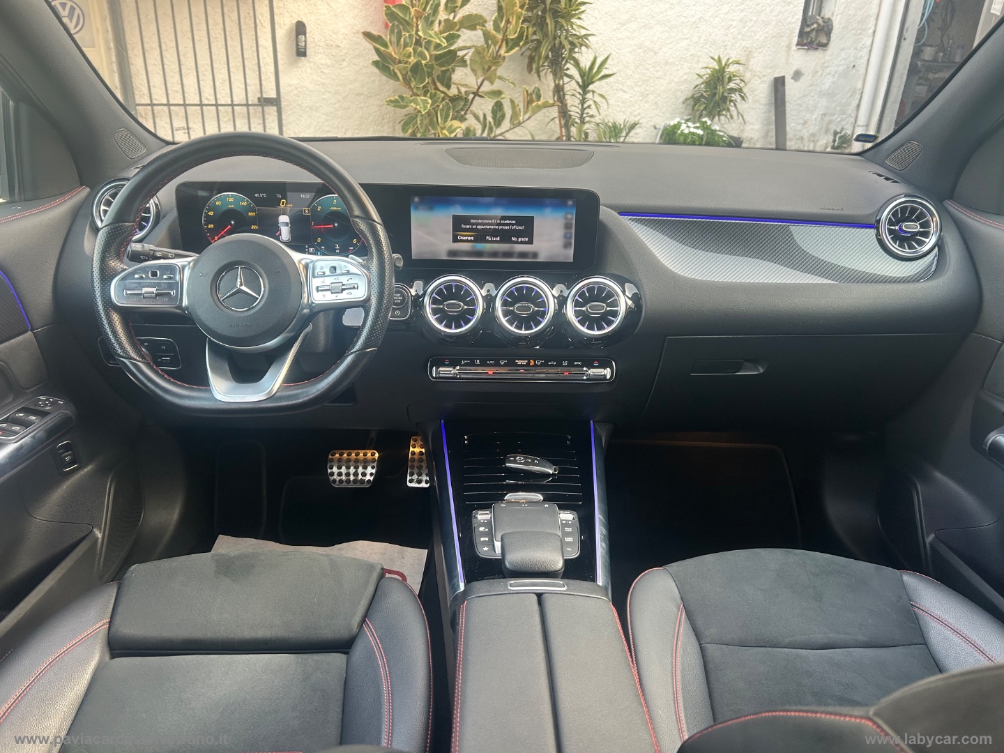 GLA 200 d Automatic 4Matic Premium - immagine 20