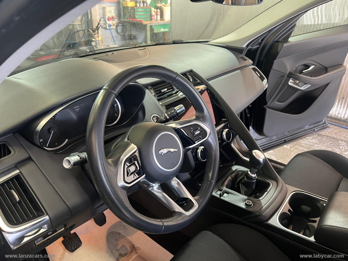 E-Pace 2.0D I4 163 CV - immagine 20