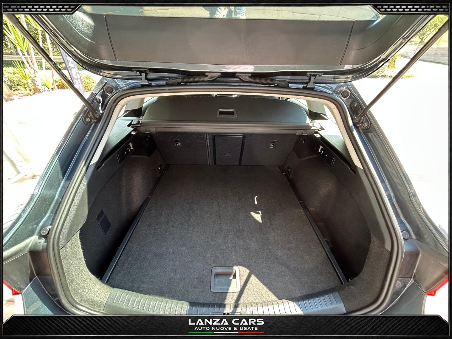 Leon ST 2.0 TDI 150CV DSG Business - immagine 20
