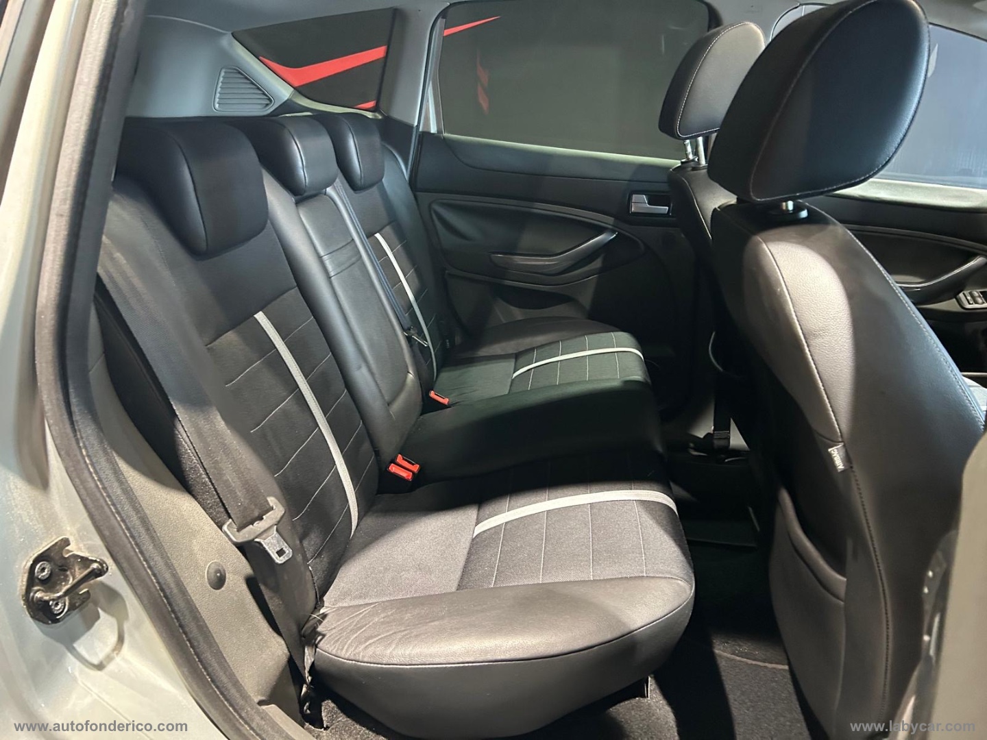 Kuga 2.0 TDCi 136 CV 4WD Titanium - immagine 20