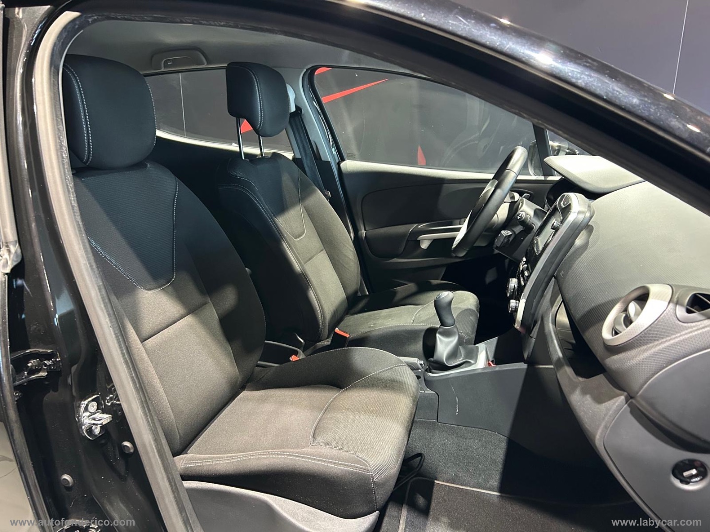 Clio dCi 8V 90 CV S&S 5p. Energy Intens - immagine 20