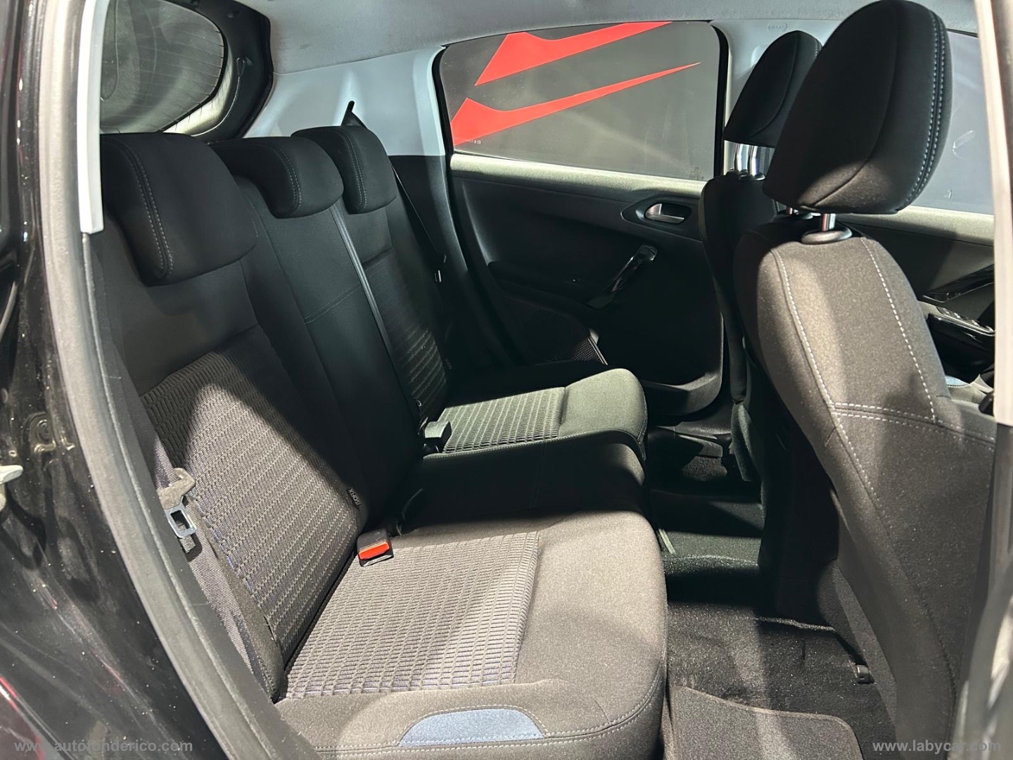 208 1.4 HDi 68 CV 5p. Allure - immagine 20