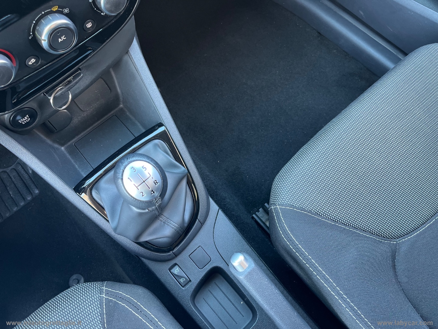 Clio Sporter dCi 8V 75 CV S&S Energy Zen - immagine 20