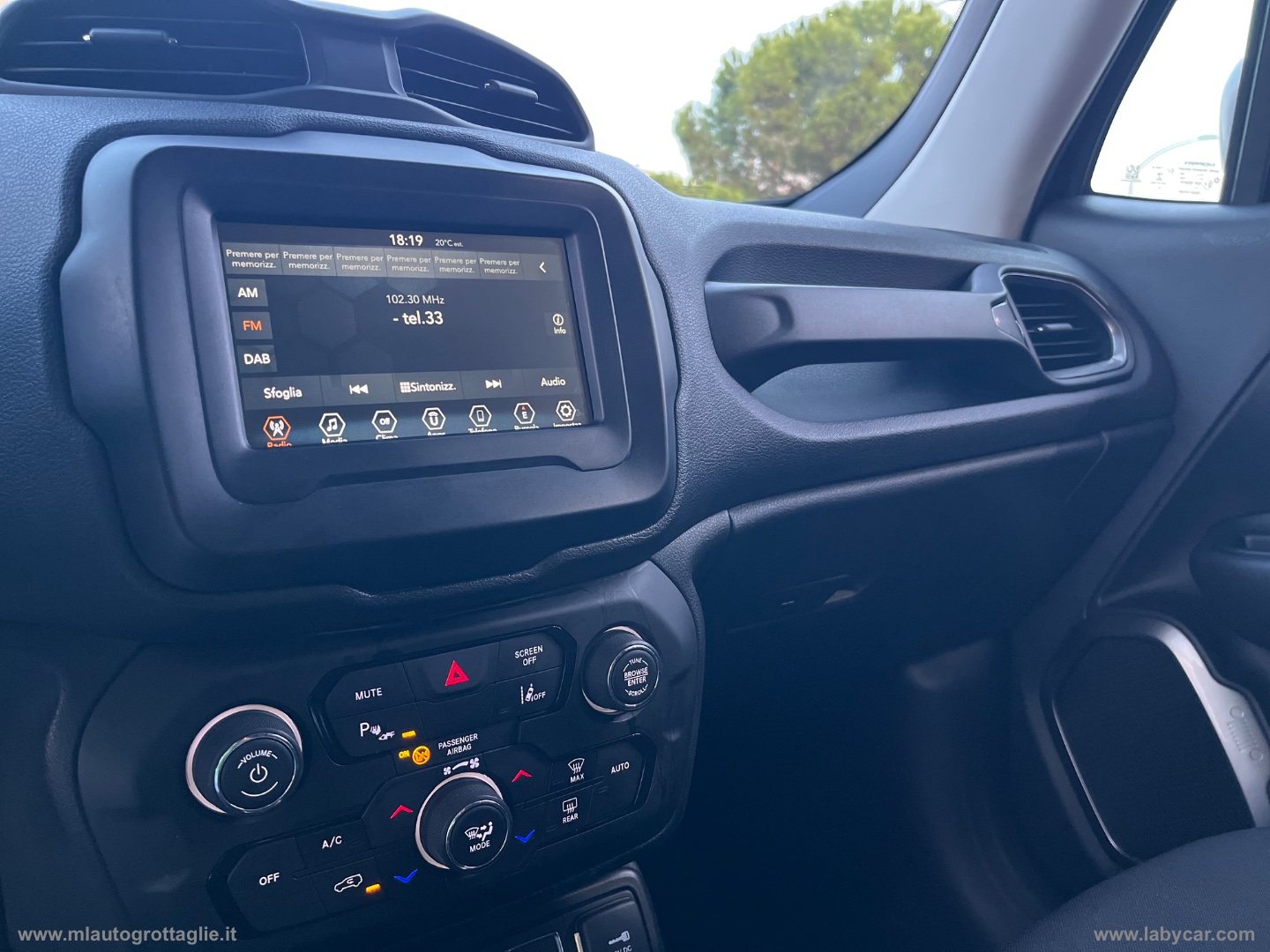 Renegade 1.6 Mjt 120CV Limited - immagine 20