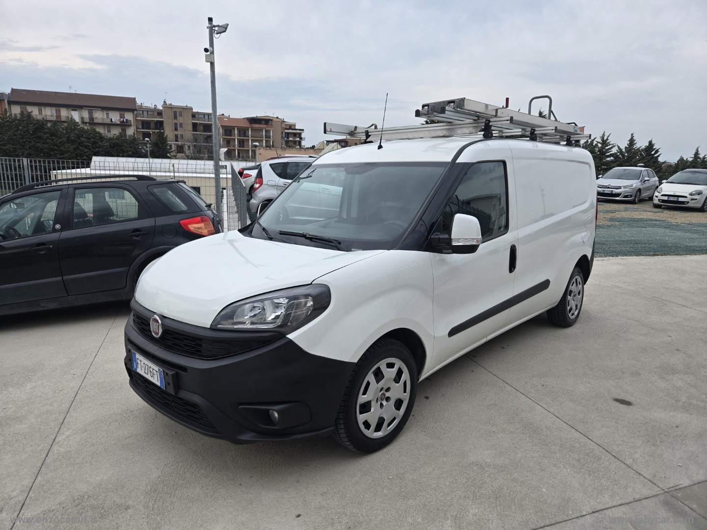 Doblò 1.4 Nat.Pow.PL-TN Cargo Maxi Loun. OFFICINA MOBILE - immagine 20