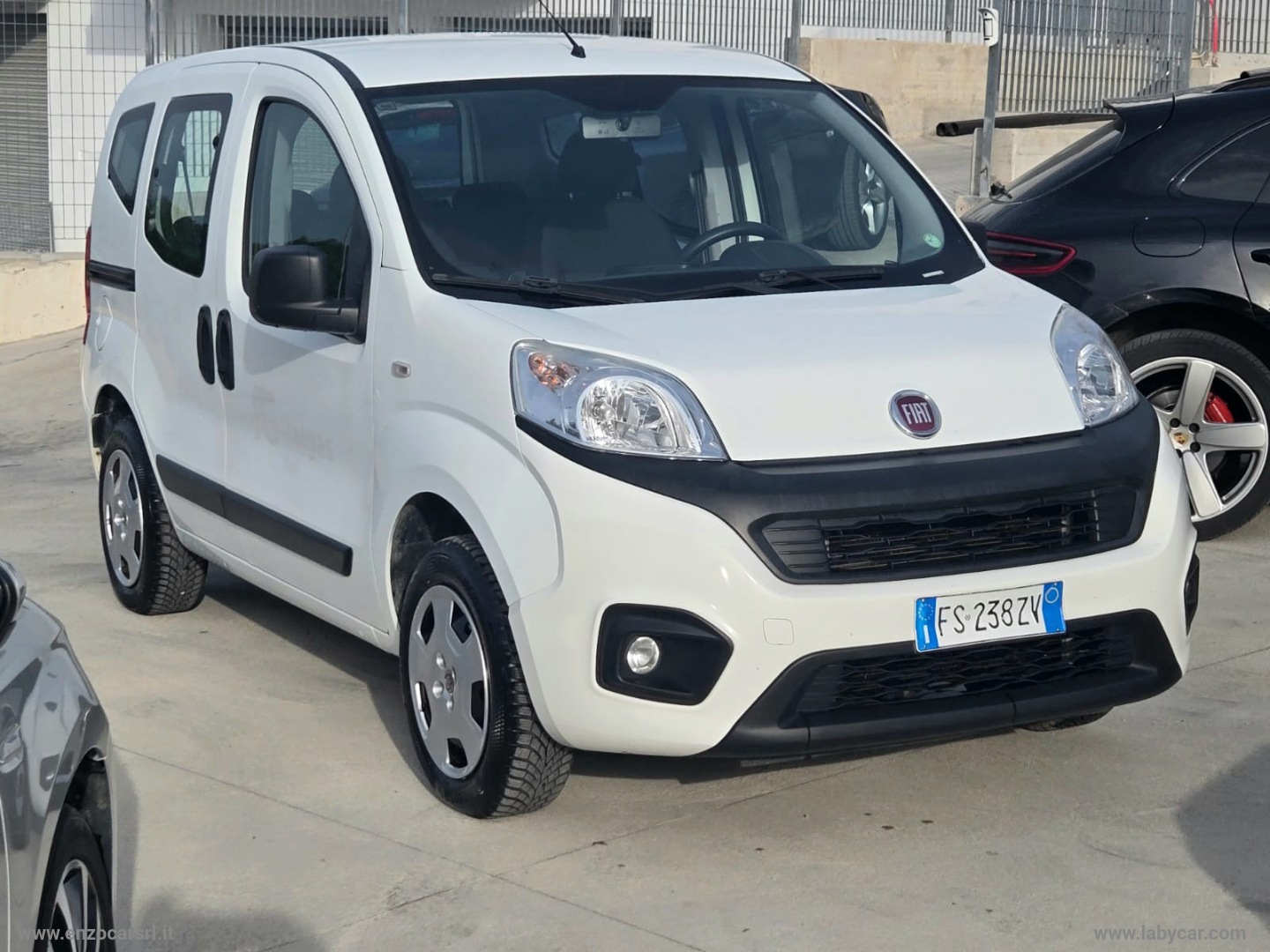QUBO 1.4 8V 77 CV Lounge Natural Power UNIPROPRIETARIO - immagine 20