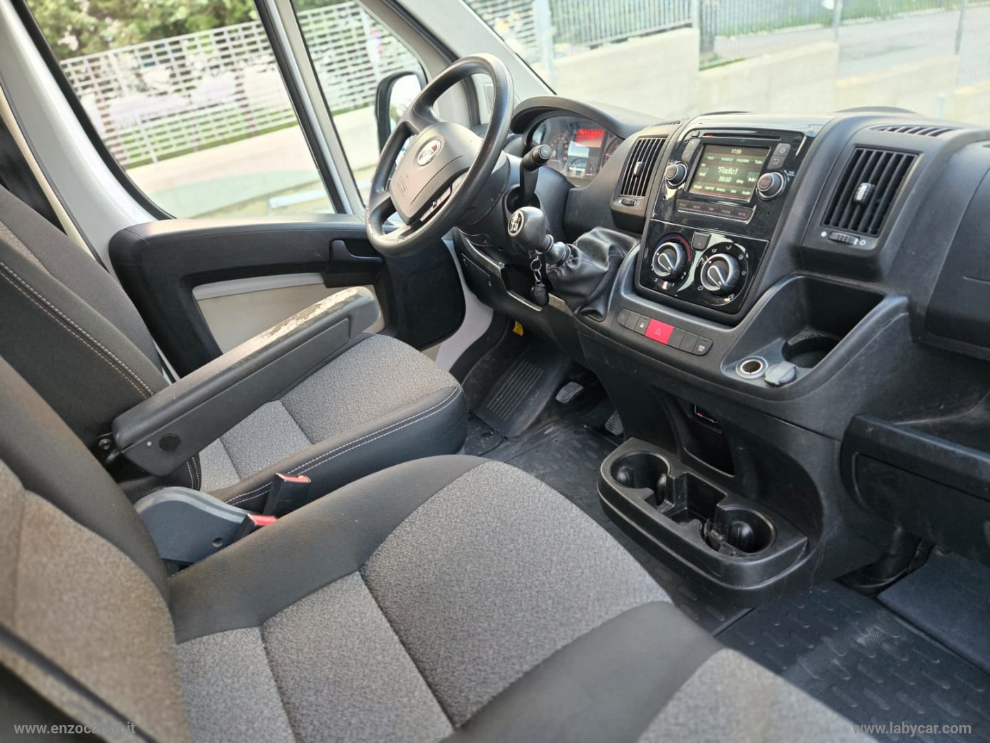 Ducato 33 2.3 MJT 130CV PLM-DC Cabinato GRU - immagine 20