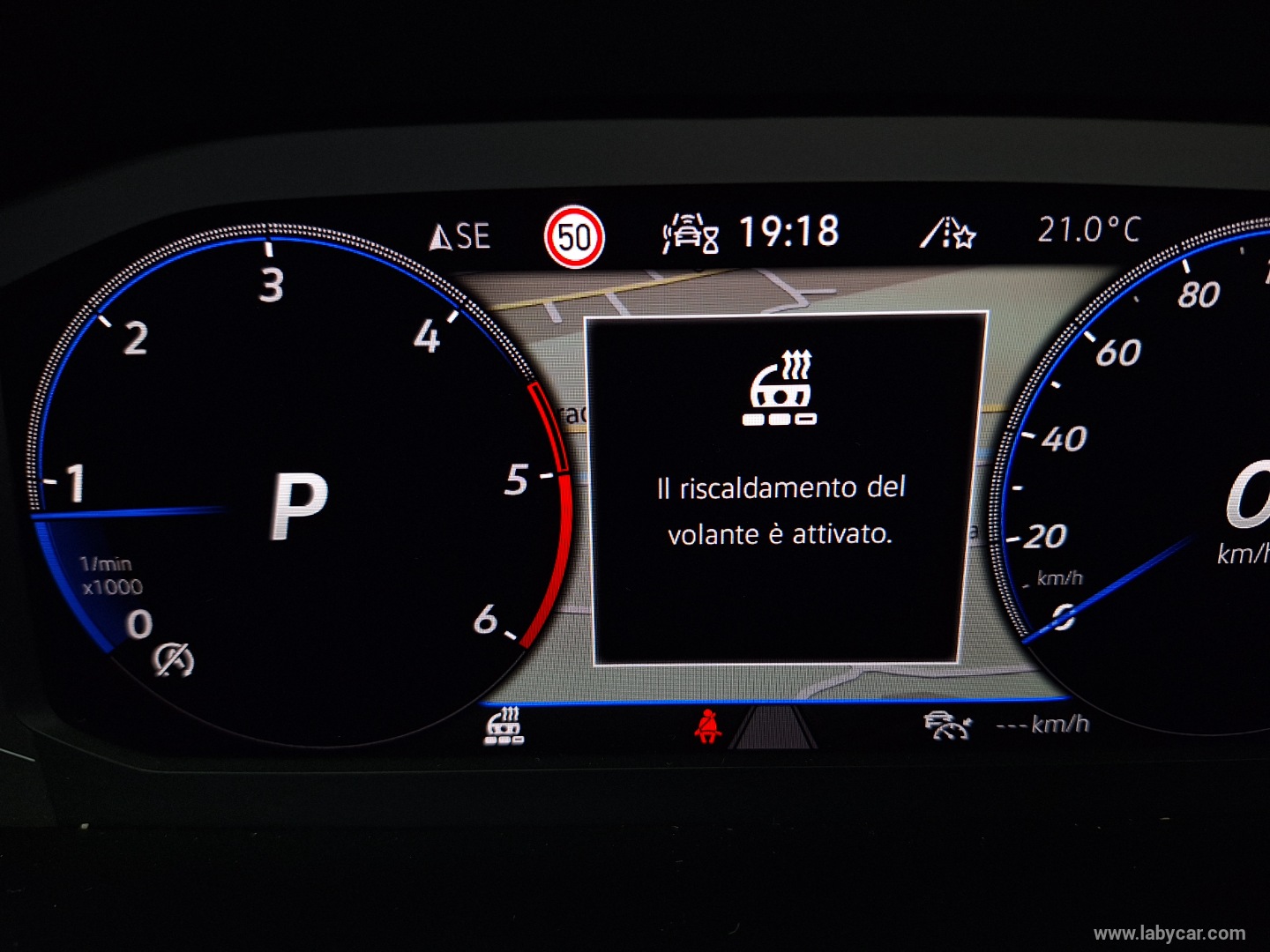 Tiguan Allsp. 4MOTION R-LINE TETTO PELLE - immagine 20