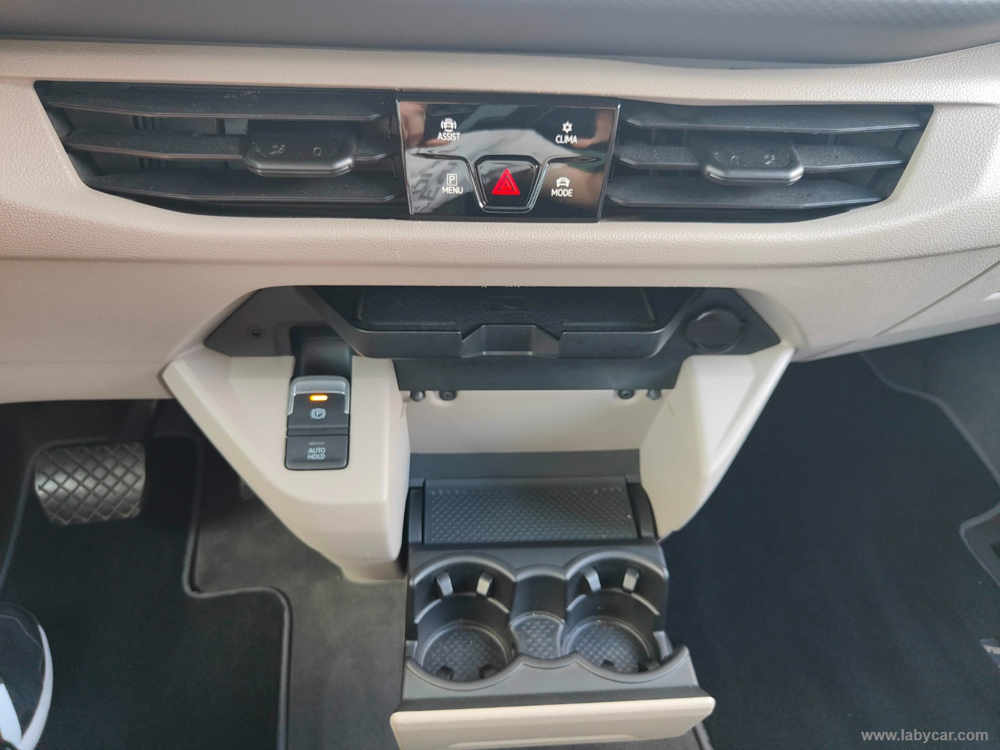 Multivan 1.4 TSI eHybrid Life GARANZIA VW - immagine 20