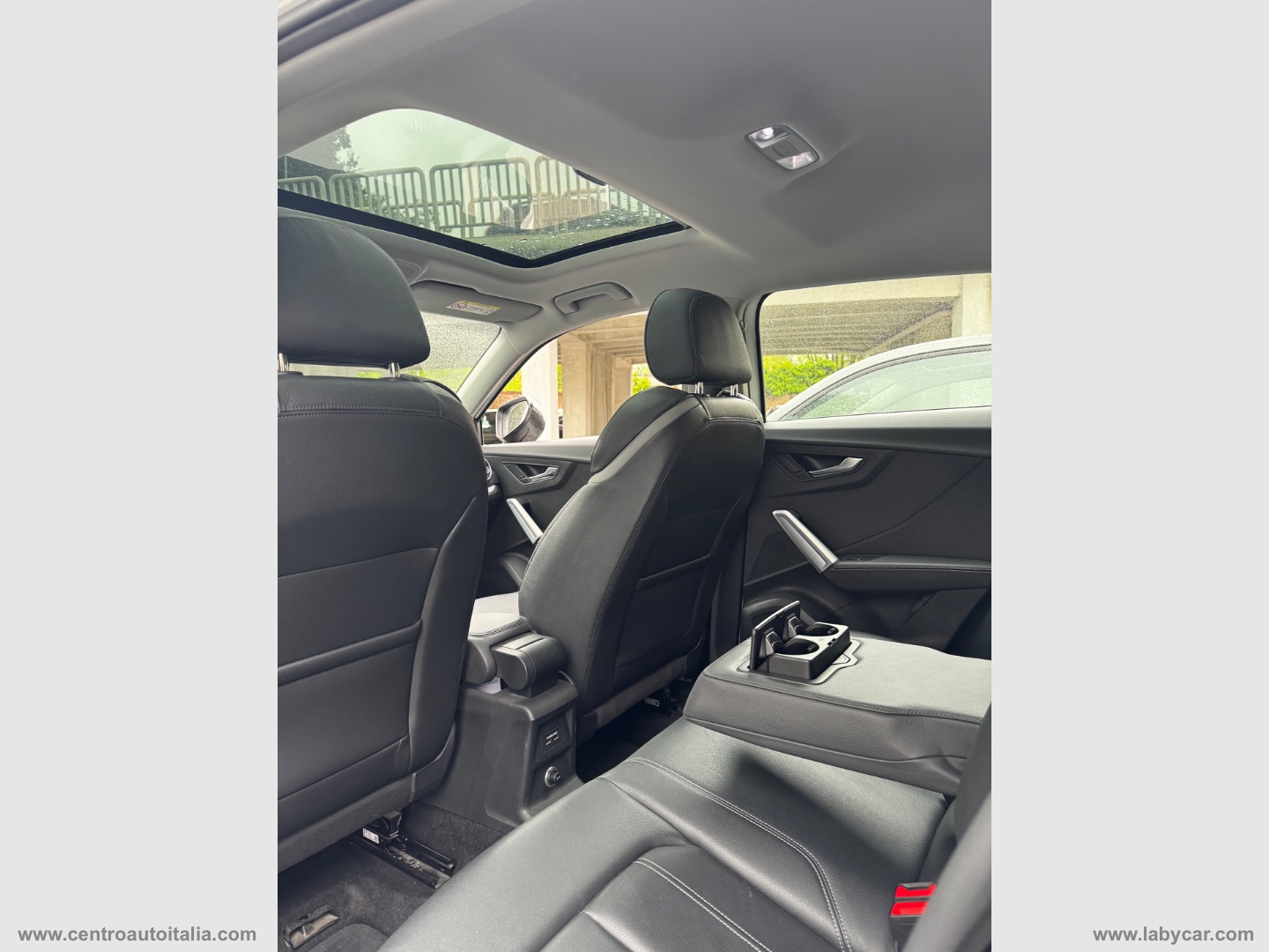 Q2 35 TDI S tronic Identity Black - immagine 20