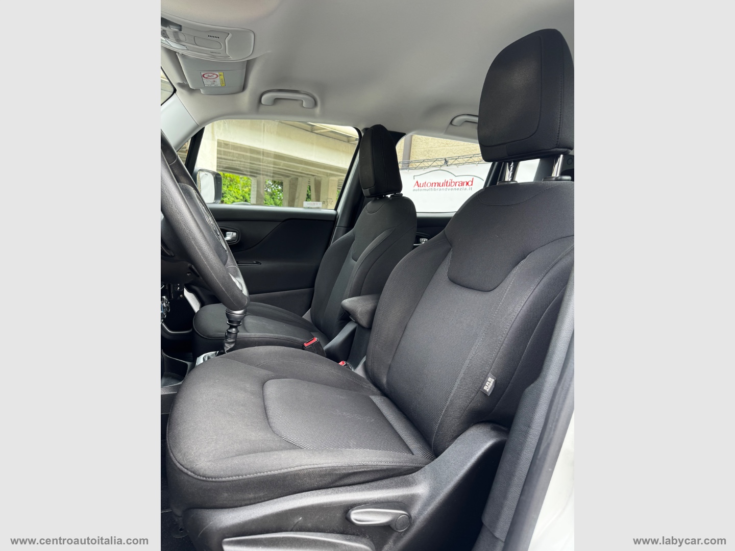 Renegade 2.0 Mjt 4WD Active Drive Sport - immagine 20