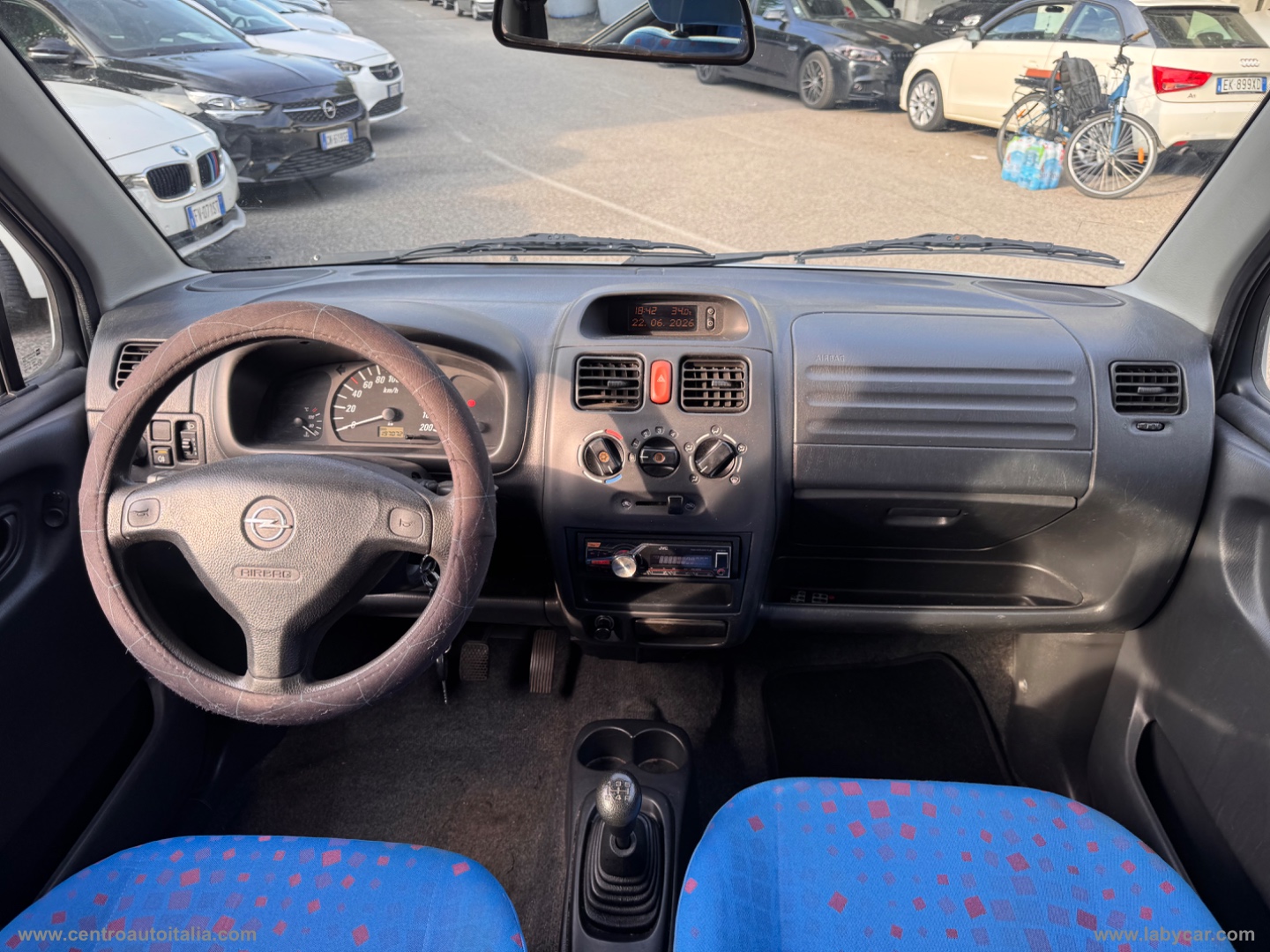 Agila 1.0 12V Comfort - immagine 20