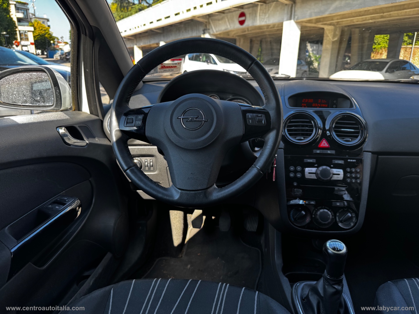 Corsa 1.2 80 CV 5p. GPL-TECH Edition - immagine 20
