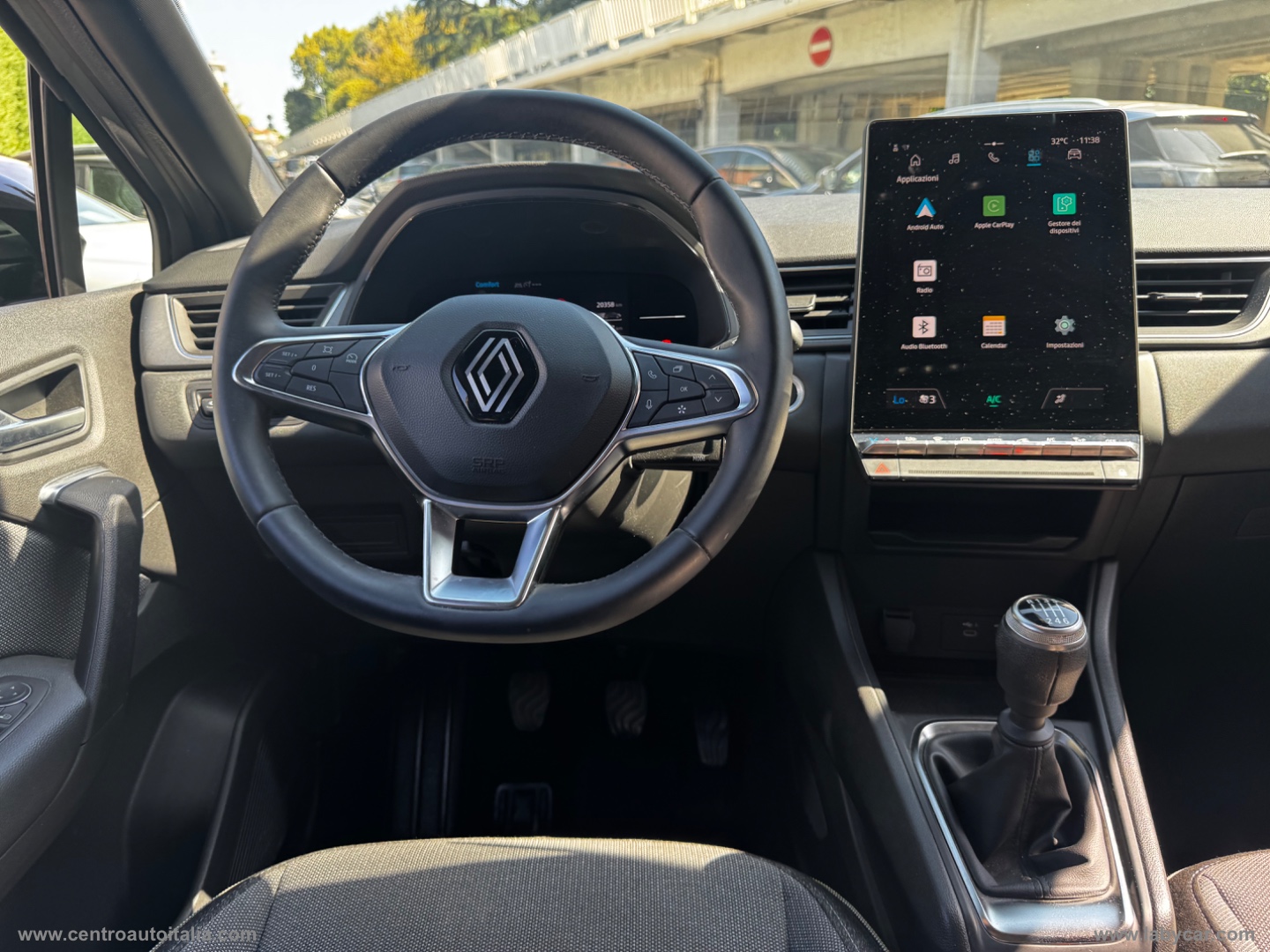 Captur TCe 90 CV Techno - immagine 20