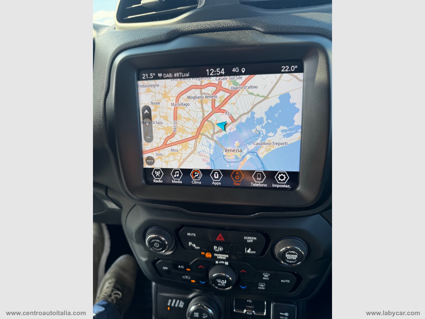 Renegade 1.3 T4 PHEV 4xe S - immagine 20