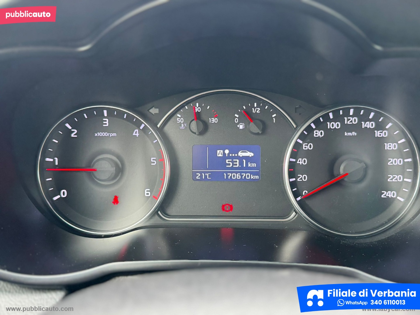 Carens 1.7 CRDi 115 CV Class - immagine 20