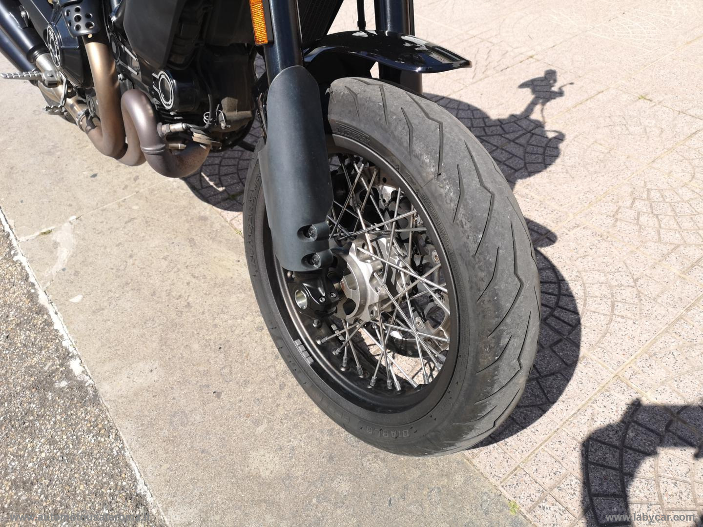 Scrambler 800 URBAN MOTARD PROMO WEB - immagine 20