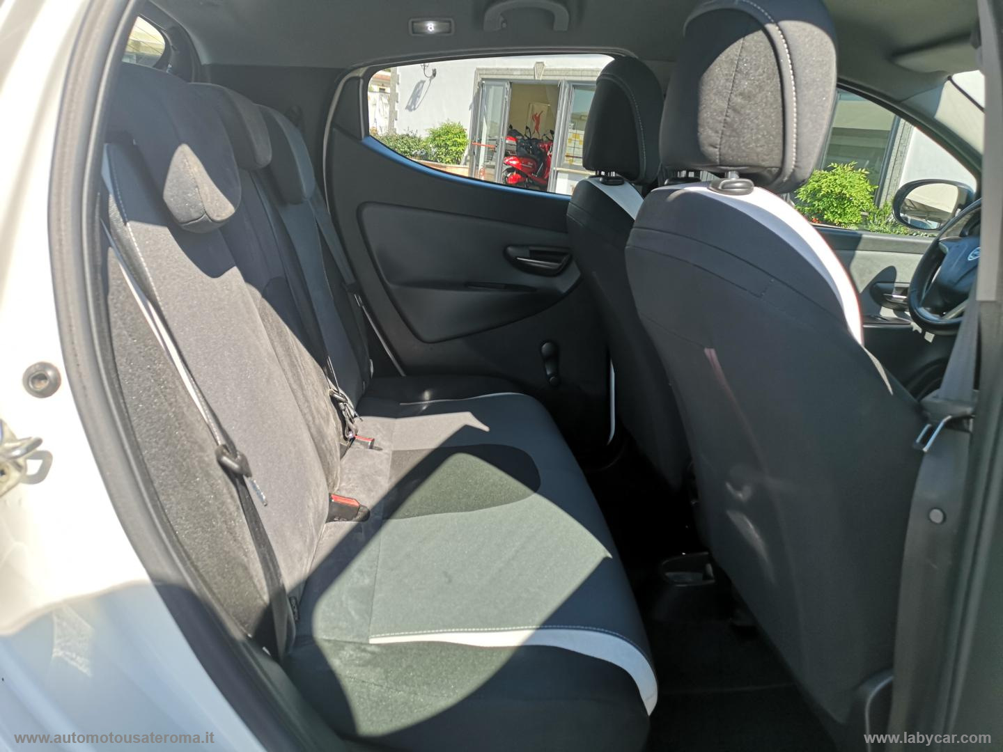 Ypsilon 1.2 69 CV 5p. Elle RATE AUTO MOTO SCOOTER - immagine 20