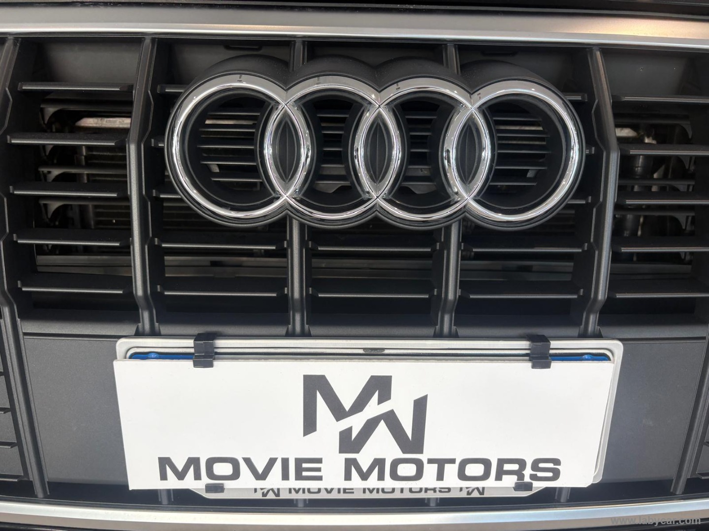 Q3 35 TDI S tronic Business Advanced - immagine 20