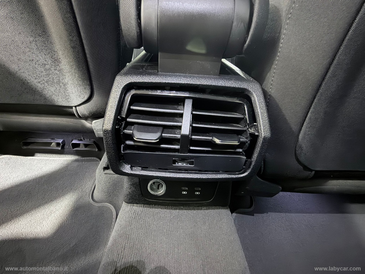 Q3 SPB 35 TDI Business ADVANCED - immagine 20