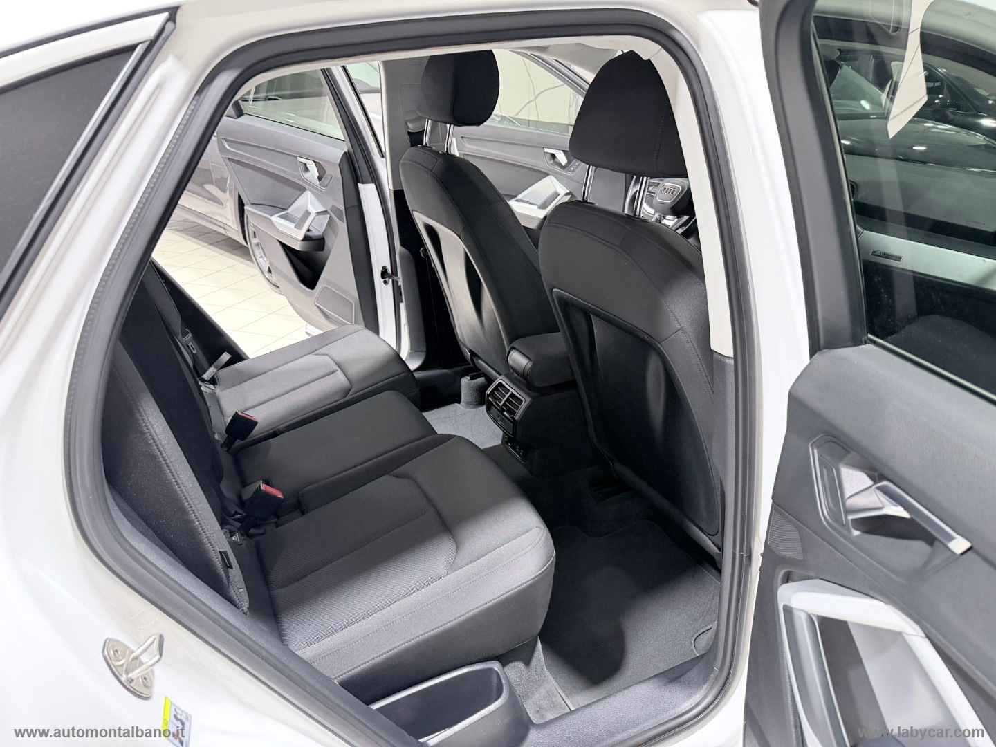 Q3 SPB 35 TDI S tronic Business Plus - immagine 20
