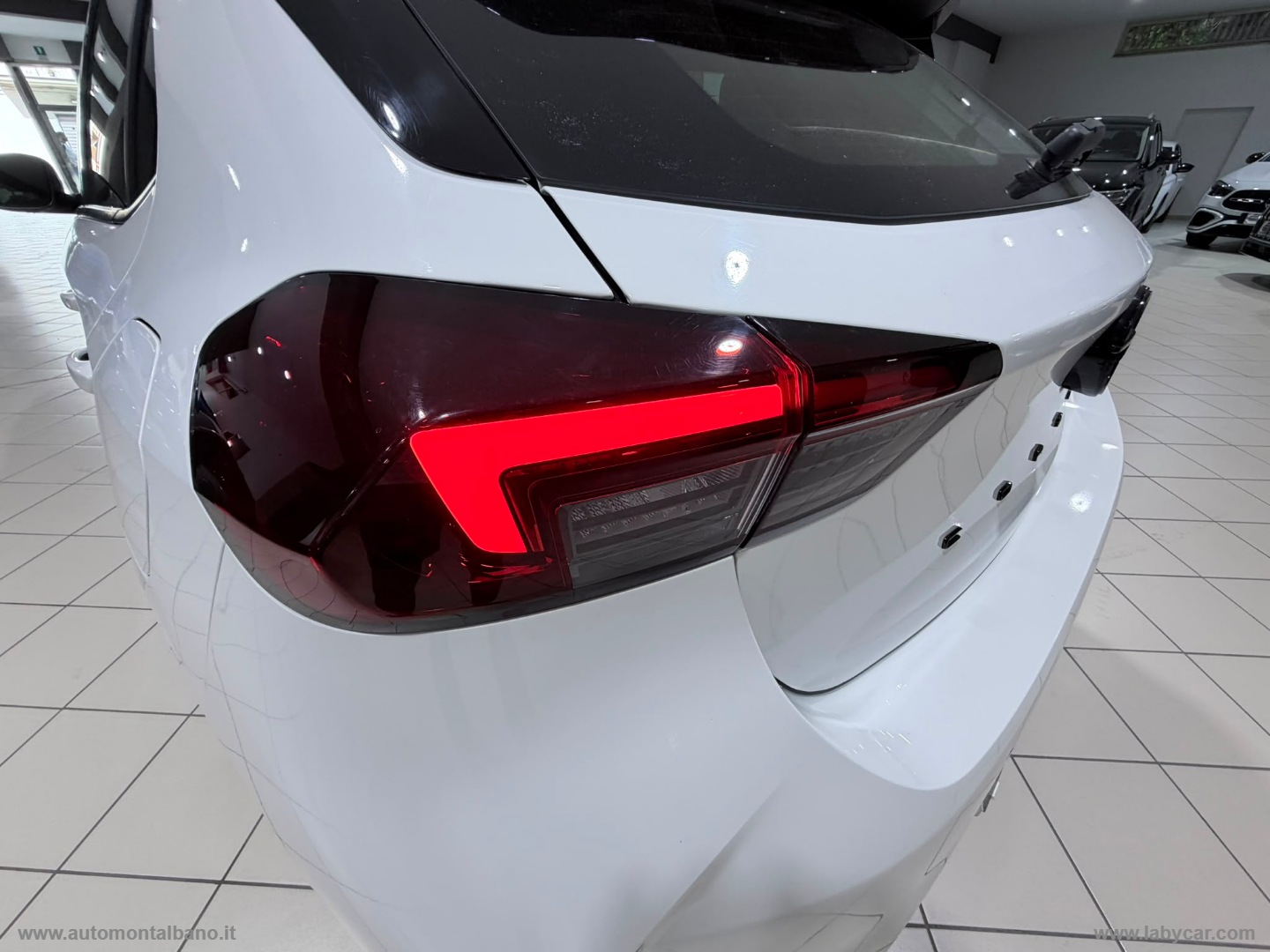 Corsa 1.2 100 CV GS - immagine 20