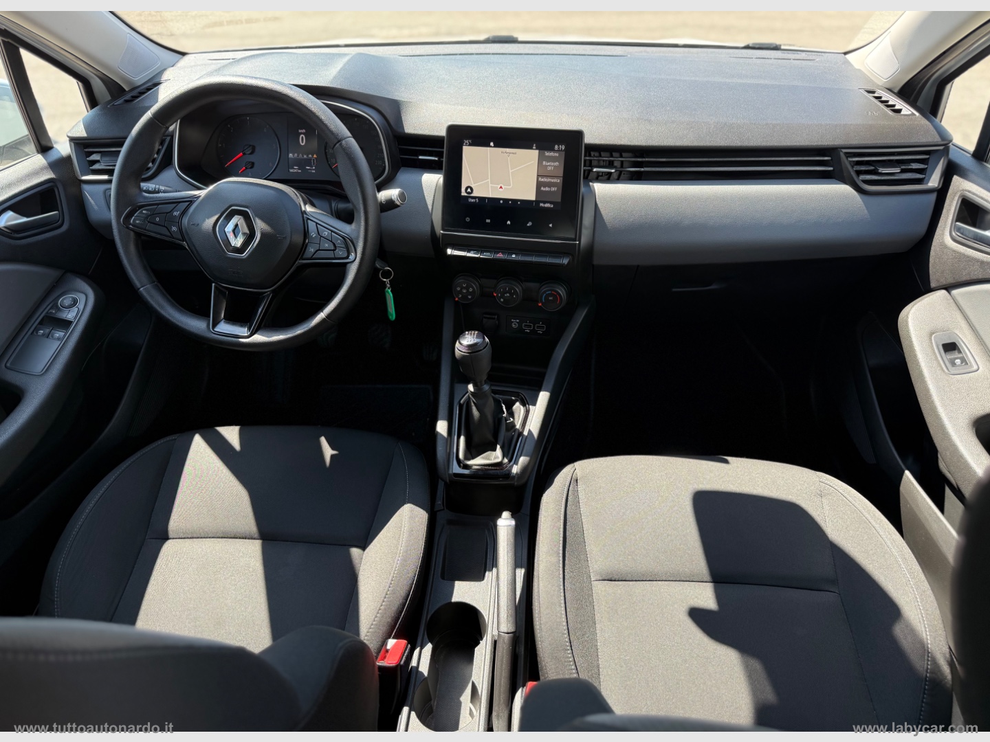 Clio Blue dCi 8V 85 CV 5p. Business - immagine 20