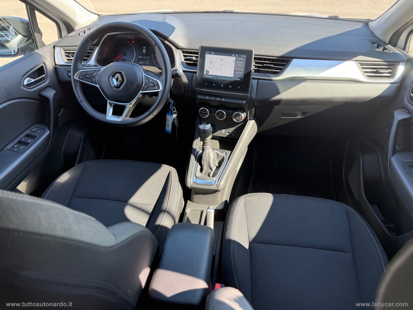 Captur TCe 12V 90 CV Business - immagine 20