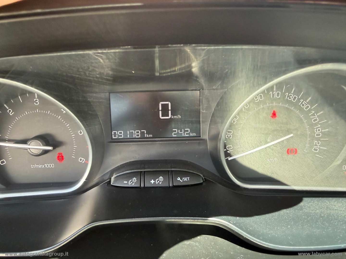 2008 BlueHDi 75 Active BLACK MATT SOLI 90.000KM! - immagine 20