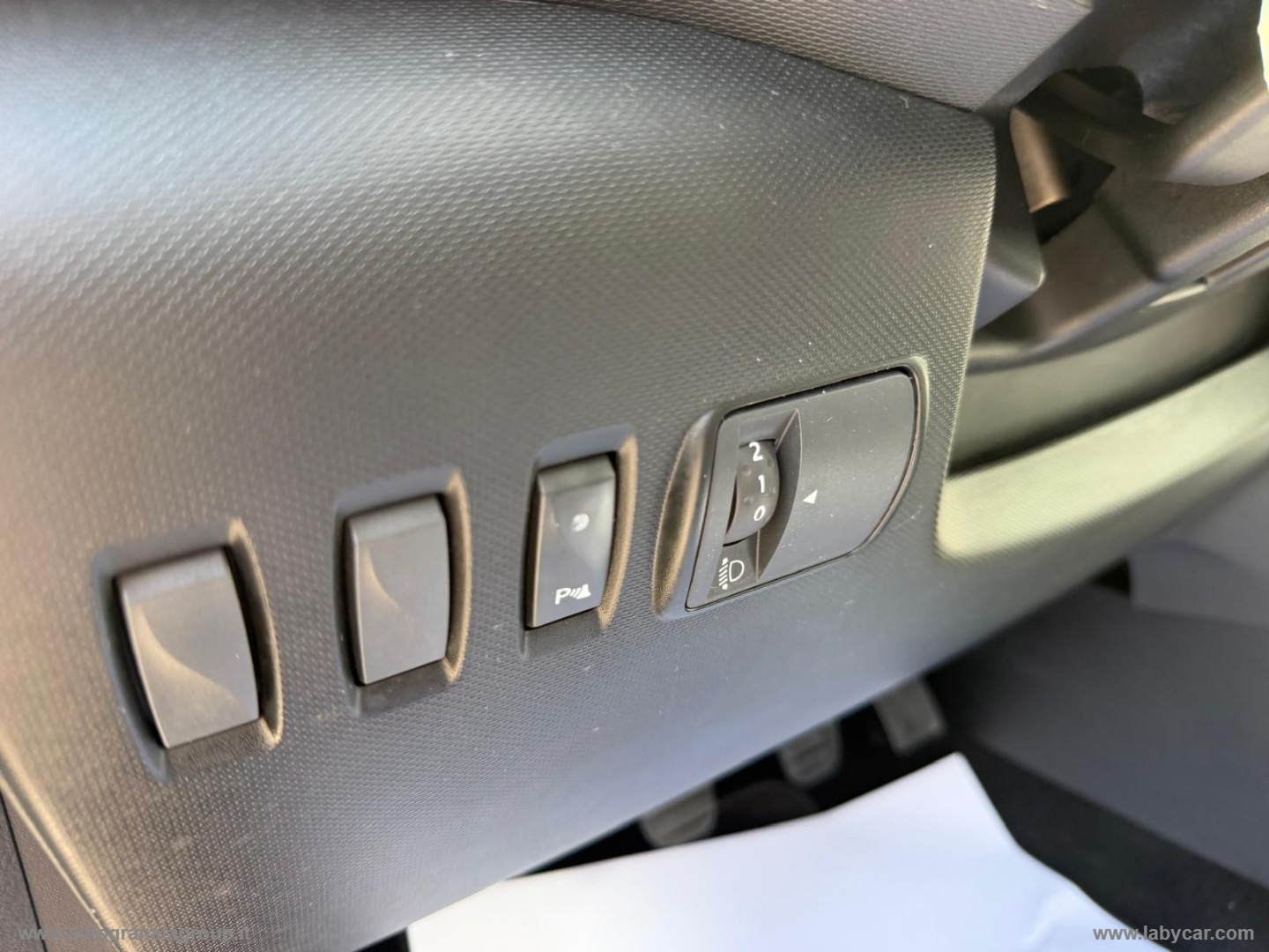 Twingo SCe Lovely GARANTITA 1 ANNO! - immagine 20