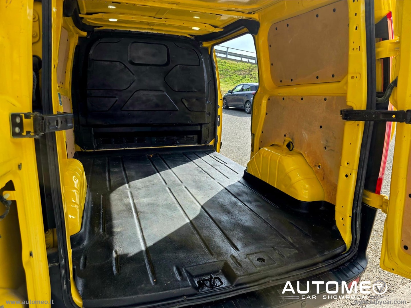 Tran.Cust. 300 2.0 TDCi 130 PC Fur.Trend - immagine 20