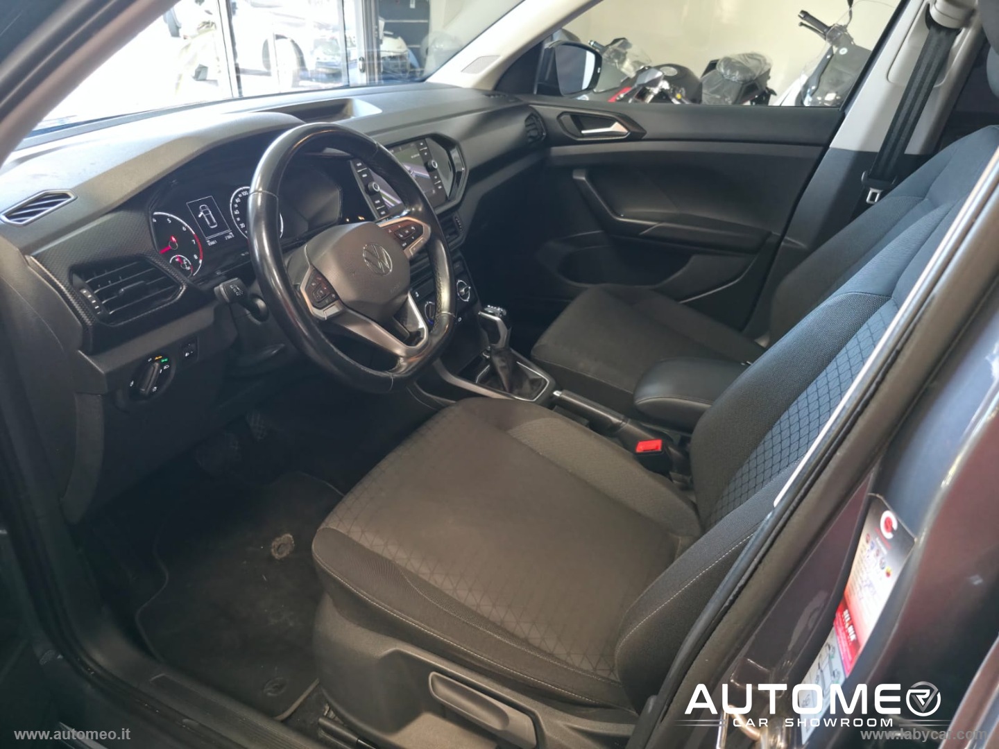 T-Cross 1.0 TSI 110 CV DSG Style - immagine 20
