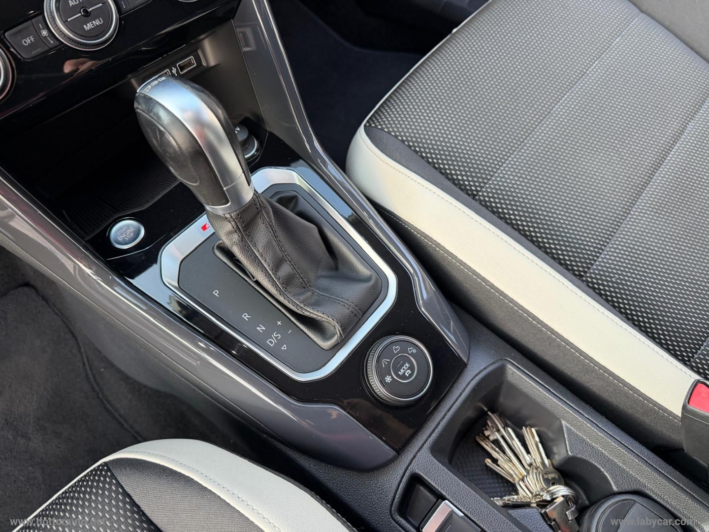 T-Roc 2.0 TDI 150 DSG 4MOTION Adv. BMT - immagine 20