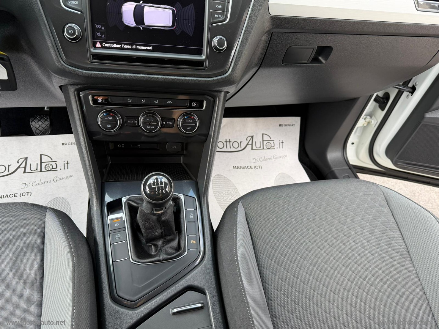 Tiguan 1.6 TDI Business BMT - immagine 20