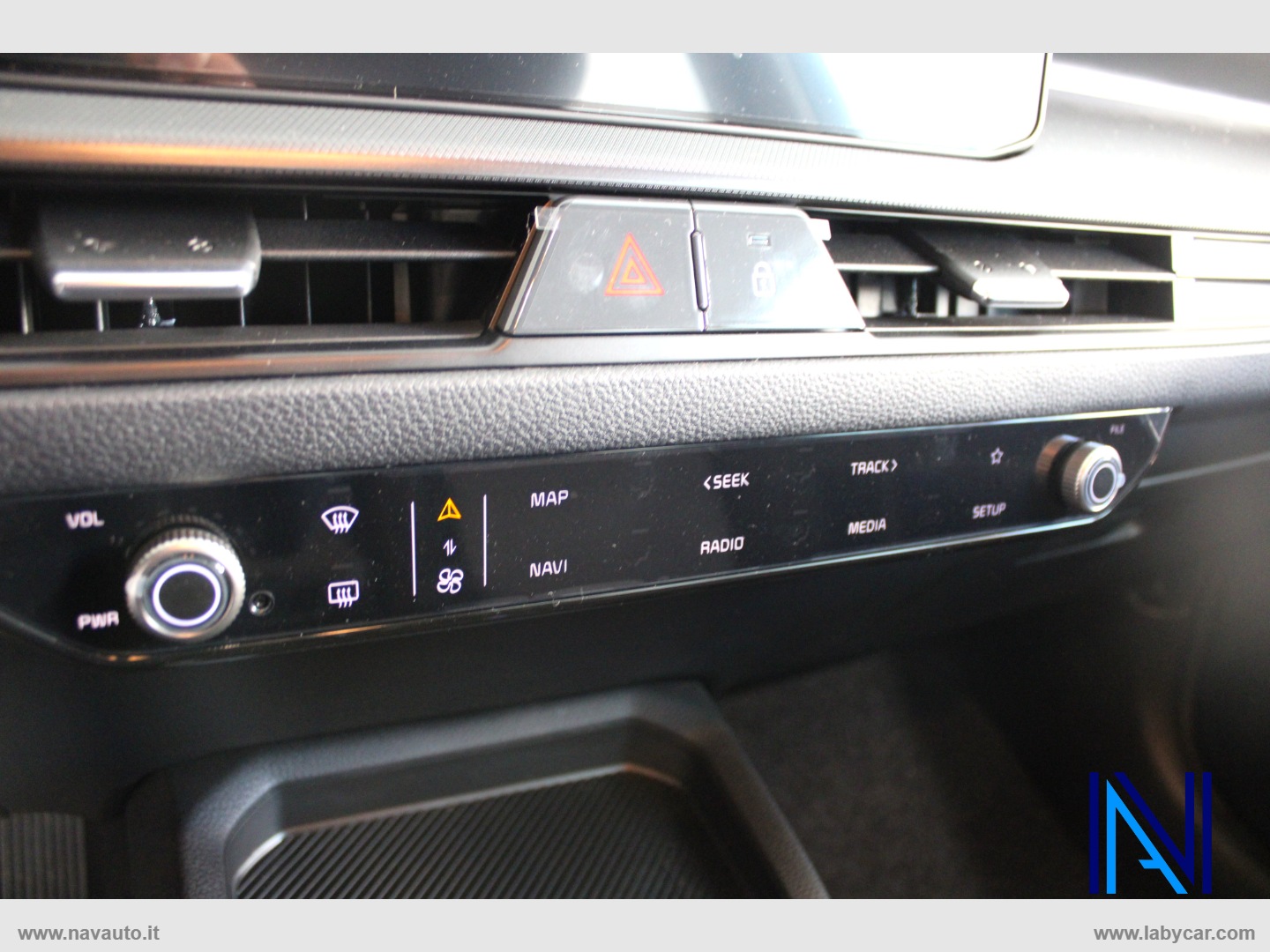 Stonic 1.0 T-GDi GPL 94 CV Urban - immagine 20