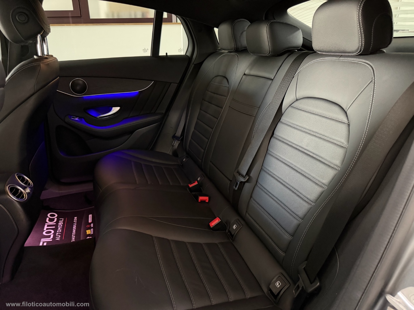 GLC 300 d 4Matic Coupé Premium Plus TETTO APRIBILE- GANCIO TRAINO - LUCI AMBIENT - immagine 21