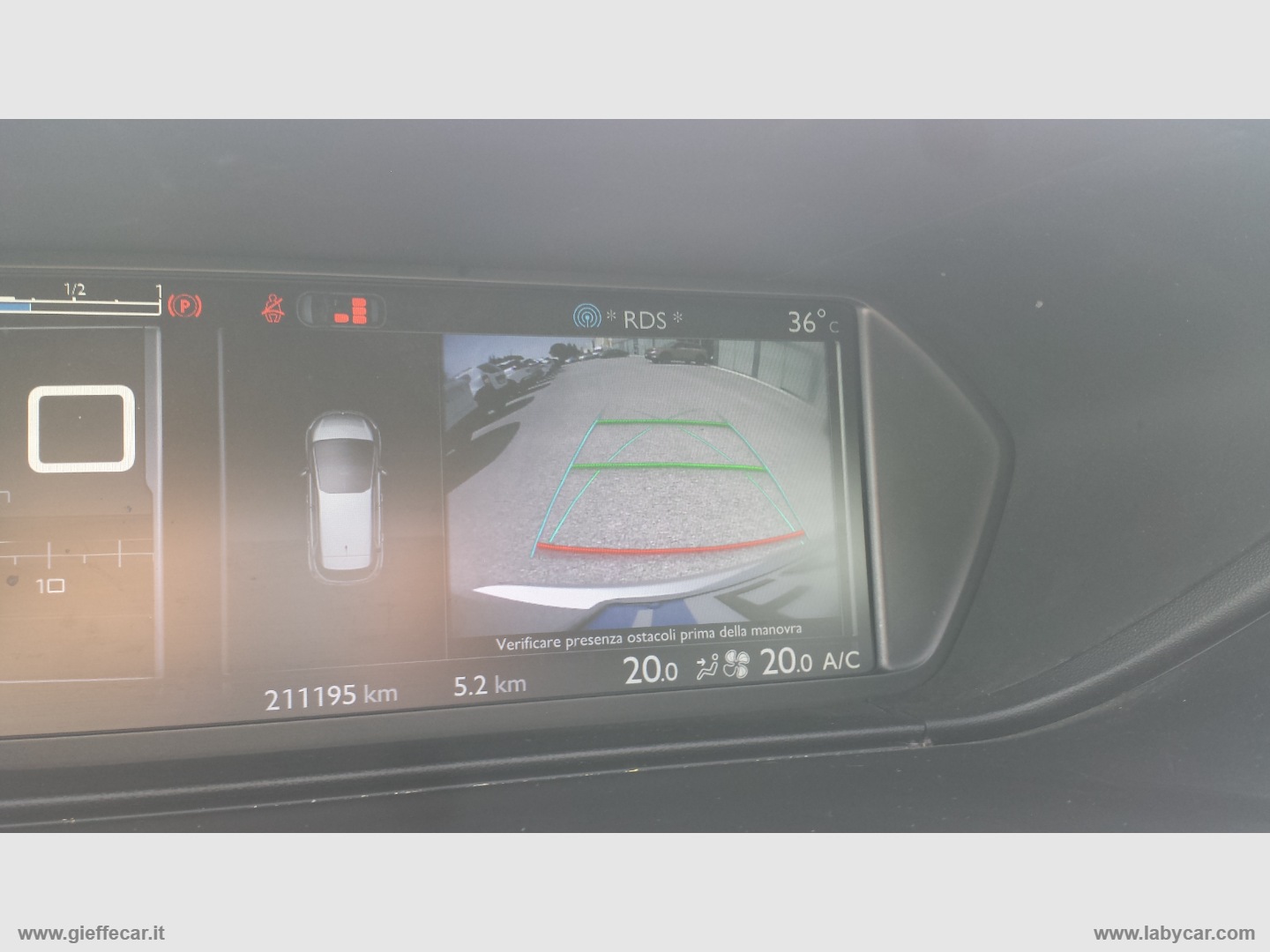 C4 Picasso 1.6 e-HDi 115 Exclusive - immagine 21