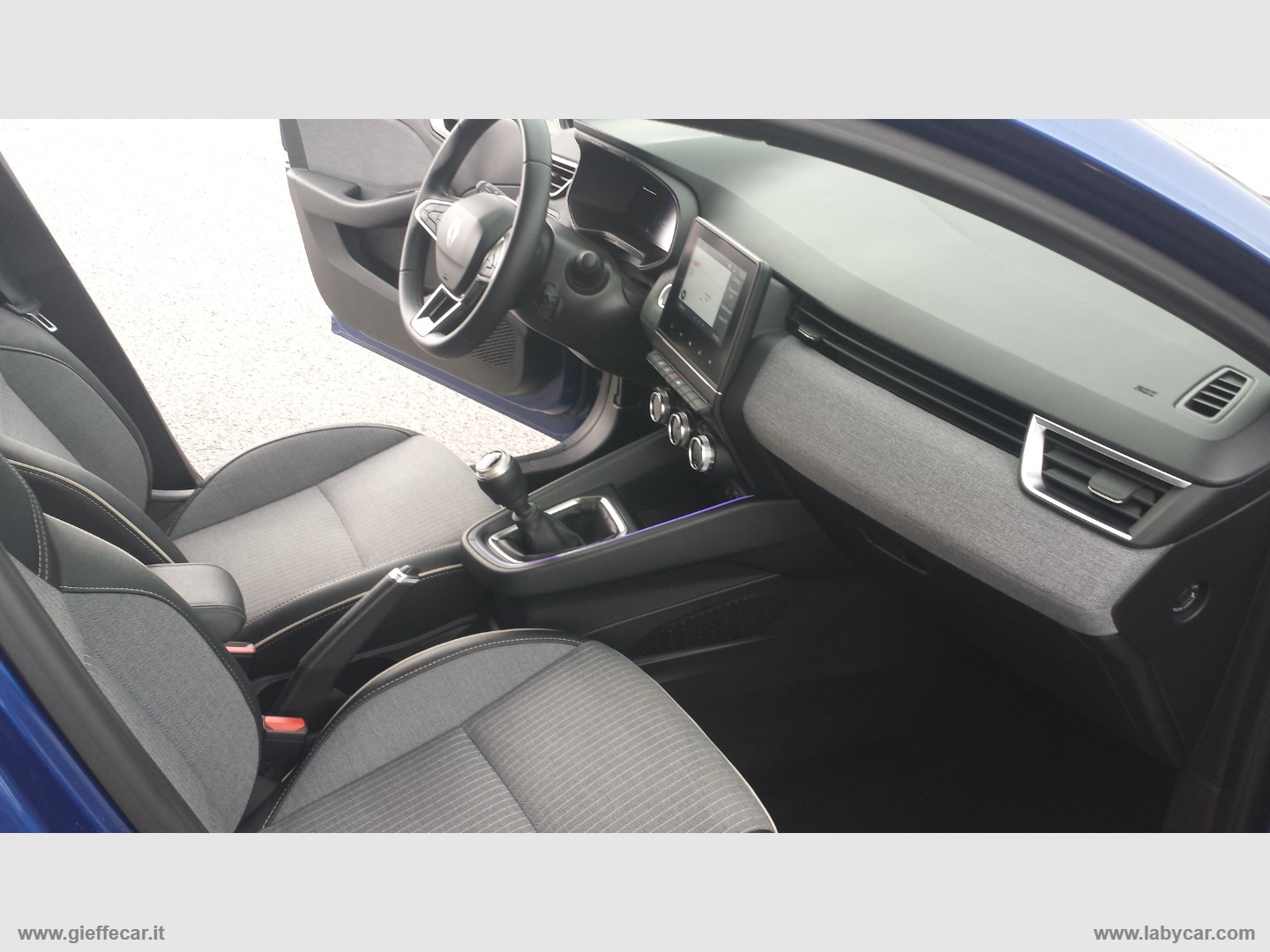 Clio TCe 90 CV 5p. TECHNO - immagine 21