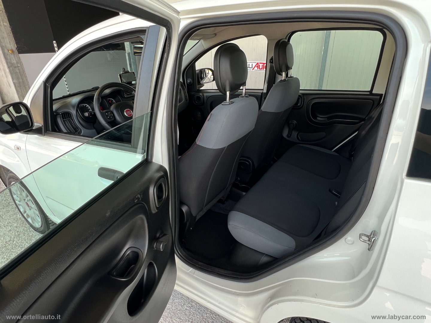 Panda 1.2 Easy Van 4 posti +IVA - immagine 21