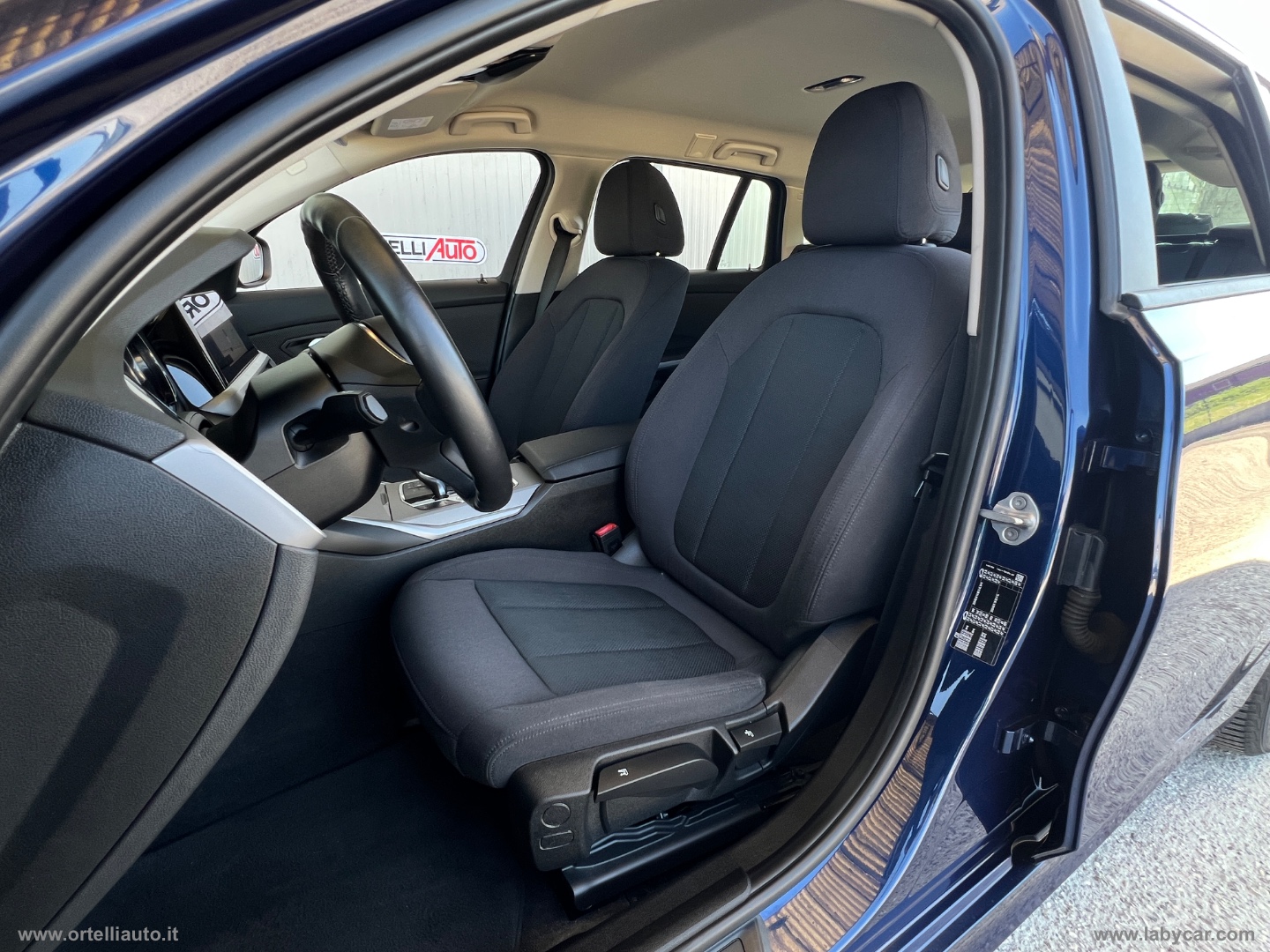 318d Touring Business Advantage aut. - immagine 21