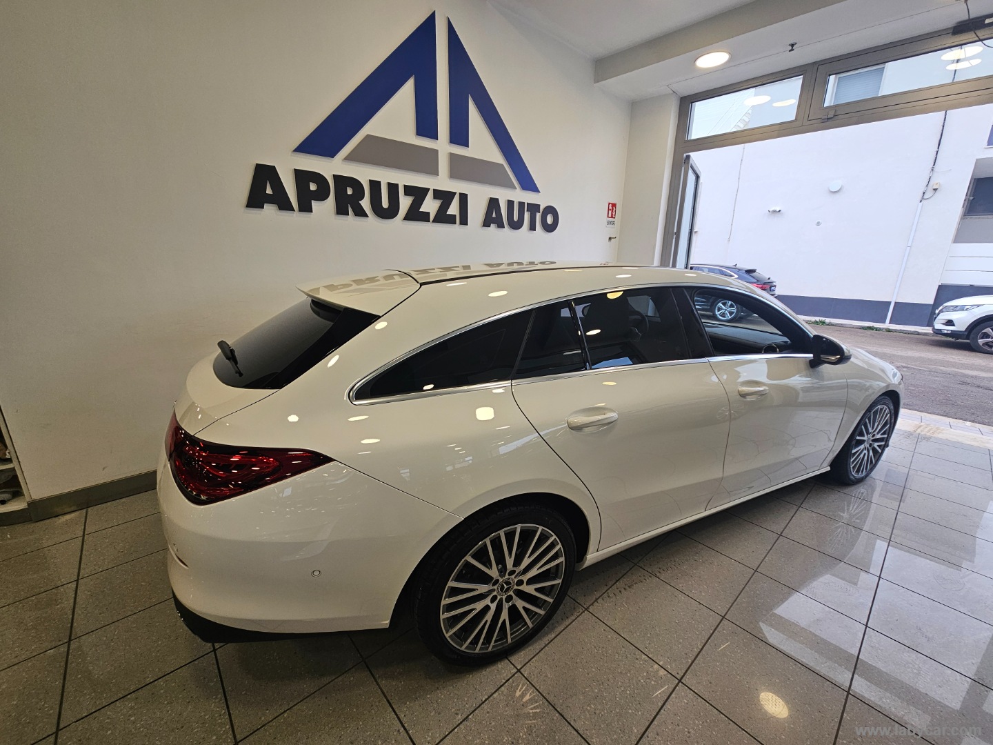 CLA 200 d Aut. Shooting Brake Sport - immagine 21