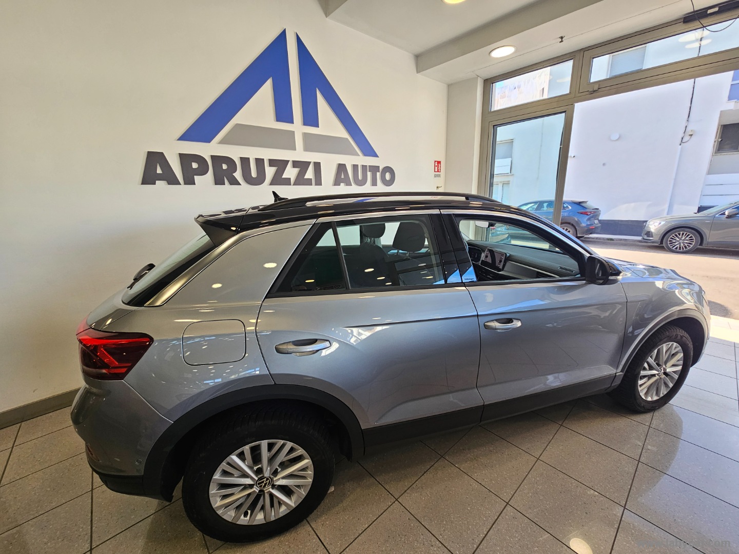 T-Roc 2.0 TDI SCR 150 CV DSG Life - immagine 21